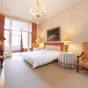 Superior, 100m2 Apartment Amsterdam